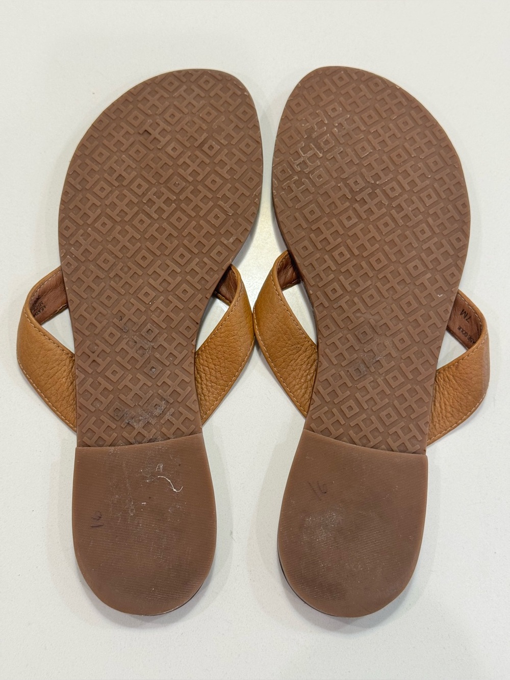Tory Burch Brown Sandals Size 7 Leather Flip Flop/Thong - Picture 9 of 9